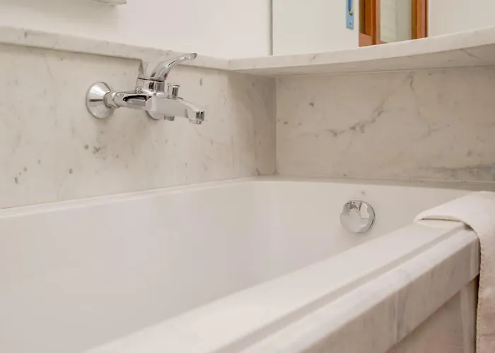 Apartament Welc-om Ivrea Free Parking