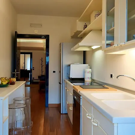 Apartament Welc-om Ivrea Free Parking
