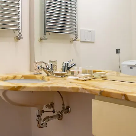 Apartament Welc-om Ivrea Free Parking