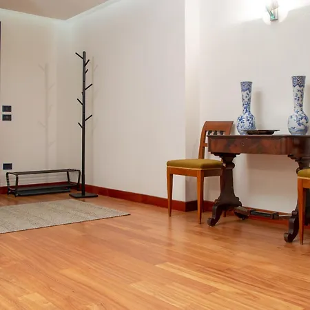 Welc-om Ivrea Free Parking Apartament *